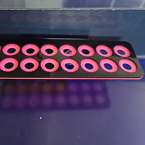 16 Hole Frag Rack Black-Neon Pink